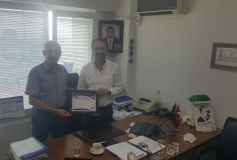 Büro Adres Değişikliğinde Bulunan Müteşebbis Heyeti Saymanı Ve Geçmiş Dönem Oda Sekreteri Smmm Öner Tekin'e, Yönetim Kurulumuz Büro Ziyareti Gerçekleştirmiştir.yeni Bürosu Hayırlara Vesile Olmasını Diler.çalışmalarında Başarılar Dileriz.