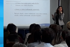 05.11.2019 E-Uygulamalar Konulu Seminerimize Katkılarından Dolayı İsmmmo Yönetim Kurulu Üyesi (Sayman) Gülgün Öztürk Ve İsmmmo Eğitmeni Ymm Arzu Aktaş'a Sunumlarından Dolayı Teşekkür Ederiz.