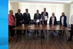 Çorlu Smmm Odası, Velimeşe Mesleki Ve Teknik Anadolu Lisesi Ve Ulaş Mesleki Ve Teknik Anadolu Lisesi İle 'sosyal Ve Bilimsel İşbirliği Protokolü' İmzalanmıştır. İşbirliğimizin Mesleğimize Ve Meslektaş Adayı Öğrencilerimize Hayırlı Olmasını Dileriz.