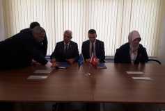 Çorlu Smmm Odası, Velimeşe Mesleki Ve Teknik Anadolu Lisesi Ve Ulaş Mesleki Ve Teknik Anadolu Lisesi İle 'sosyal Ve Bilimsel İşbirliği Protokolü' İmzalanmıştır. İşbirliğimizin Mesleğimize Ve Meslektaş Adayı Öğrencilerimize Hayırlı Olmasını Dileriz.