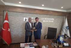 Tekirdağ Barosu Bşk. Sn Sedat Tekneci, Bşk Yrd. Sn Egemen Gürcün,sayman Sn Belgin Dokgöz,yön.kur.üyeleri Sn Merve İşbilen Ve Sn Ertürk Karakaş İle Tekirdağ Barosu Çorlu İlçe Temsilcisi Sn Delal Dağ'a Ziyaretlerinden Dolayı Teşekkürlerimizi Sunarız