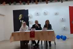 1-7 Mart Muhasebe Haftası Nedeniyle Velimeşe Mesleki Ve Teknik Anadolu Lisesi Tarafından Düzenlenen Etkinliğe Çorlu Smmm Odası Başkanı İbrahim Otsekin, Eğitim Komitesinden Nigar Yetkin Ve Üyelerimizden Meryem Çınar Katılmışlardır