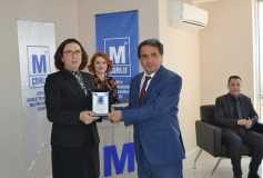 1-7 Mart Muhasebe Haftası Meslekte 30 Yılını Dolduran Üyelerimize Ve Yüksek Düzeyde Vergi Ve Aidat Ödeyen Üyelerimize Plaket Töreni