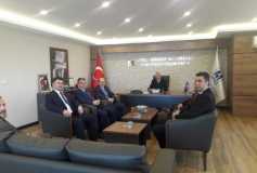 Vergi Haftası Nedeni İle Tekirdağ Vergi Dairesi Başkanı Mustafa Çelik, Grup Müdürü İbrahim Koç,çorlu Vergi Dairesi Müdürü Bedrettin Tepe Ve Çorlu İhtisas Vergi Dairesi Müdürü Celil Eskici Odamızı Ziyaret Etmişlerdir. Vergi Haftasını Kutlarız.