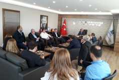 Chp İlçe Başkanı Yıldıray Arici'nın Yönetim Kuruluna Ziyarti