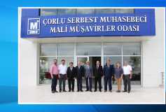 12.07.2018 Odamız Yönetim Kurulunu, Vergi Dairesi Başkan Vekili Mustafa Çelik, Grup Müdürü İbrahim Koç Ve Kurum Birim Amirleri, 7143 Sayılı Vergi Ve Diğer Bazı Alacakların Yeniden Yapılandırılmasına İlişkin Kanun Tanıtımı İçin Ziyaret Etmiştir