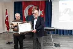 06.03.2018 Atilla Saran,atilla Duranlar,murat Silayli,niyazi Emin,nursen Çalbaş Ve Umut Bostanci'ya Ruhsatlari Teslim Edildi.