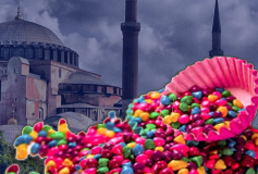 Ramazan Bayramınızı En İçten Dileklerimizle Kutlar, Sevdiklerinizle Mutlu Ve Huzurlu Bir Bayram Geçirmenizi Dileriz. Yönetim Kurulu