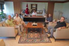 Yönetim Kurulu Başkanı'mız Sayın Ayşe Eroğlu ,Çorlu Belediye Başkanı’mız Sayın Ahmet Sarıkurt’u makamında ziyaret Etmişlerdir.