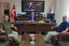 Çorlu SMMM Oda Başkanımız Ayşe Eroğlu,Tekirdağ SMMM Oda Başkanı Şerafettin Kurt ile birlikte,Tekirdağ Vergi Dairesi Başkanı Sayın Mustafa TAŞKIRAN’ı Makamında Ziyaret etmişlerdir