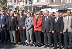 ÇORLU SMMM ODASI, CUMHURİYET’İMİZİN 101’İNCİ YILI DOLAYISIYLA DÜZENLENEN ÇELENK SUNMA TÖRENİNE KATILDI