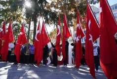 ÇORLU SMMM ODASI, CUMHURİYET’İMİZİN 101’İNCİ YILI DOLAYISIYLA DÜZENLENEN ÇELENK SUNMA TÖRENİNE KATILDI