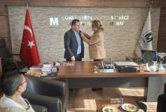 Yönetim Kurulu Başkanı'mız Sayın Ayşe Eroğlu, Odamız Üyesi Sayın Salih Doğan'a Smmm Ruhsatini Teslim Etti