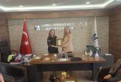 Kurul Üyelerimize Çalışmalarından Dolayı Meslek Camiamız ve Odamız Adına Yönetim Kurulu Başkanımız Ayşe EROĞLU Tarafından Teşekkür Belgesi Takdim Edilmiştir.