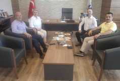 Çorlu Vergi Dairesi Müdürü Sayın İbrahim Yılmaz ve Müdür Yrd.Sayın Süleyman Sağlam,Yönetim Kurulu Başkanımız Ayşe Eroğlu’nu Ziyaret Etmişlerdir.