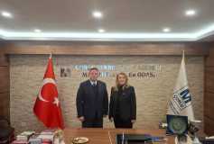 CHP Çorlu İlçe Başkanı Sn. Mert YILMAZ ve Yönetim Kurulu Üyeleri, Oda'mız Yönetim Kurulu Başkanı Sn.Ayşe EROĞLU’nu Ziyaret Etmişlerdir.