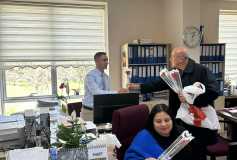 01-07 Mart Muhasebe Haftası kapsamında Çorlu SMMM Odası Yönetim Kurulu Bşk Ayşe EROĞLU ve Yönetim Kurulumuz Çorlu VD Md Sayın İbrahim YILMAZ’ı ve Md Yrd Sayın Özgür SAMĞAR'ı Makamında Ziyaret Ettiler