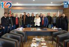 Cumhuriyet'in 100'üncü Yilinda Kazanilan Şampiyonluk Kupasi, Başkan Eroğlu'nun Ellerinde Yükseldi