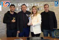 Cumhuriyet'in 100'üncü Yilinda Kazanilan Şampiyonluk Kupasi, Başkan Eroğlu'nun Ellerinde Yükseldi