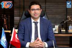 Atatürk, Tüm Dünyanin Bilgisine, Hoşgörüsüne, Cesaretine Saygi Duyduğu Büyük Bir Önderdir