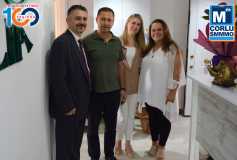 Elia Güzellik Merkezi'nin Açiliş Kurdelesini, Halef Selef Başkanlar Birlikte Kestiler