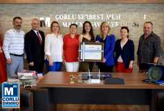 Smmm Ruhsatini, Oda Başkani'miz Sayin Ayşe Eroğlu Ve Dündar Çifti Birlikte Takdim Ettiler