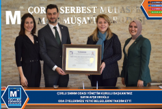 Çorlu Smmm Odasi Yönetim Kurulu Başkani'miz Sayin Ayşe Eroğlu, Oda Üyelerimize Yetki Belgelerini Takdim Etti