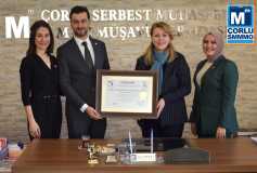 Çorlu Smmm Odasi Yönetim Kurulu Başkani'miz Sayin Ayşe Eroğlu, Oda Üyelerimize Yetki Belgelerini Takdim Etti