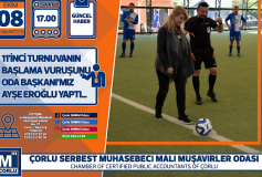 11'inci Turnuvanin Başlama Vuruşunu Oda Başkani'miz Ayşe Eroğlu Yapti