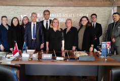 04.01.2022 Tekirdağ Smmm Odasi Yönetimine Adayliğini Açiklayan Smmm Nurten Pandir Çakir Ve Ekibi Odamizin Yönetim Kurulunu Ziyaret Etmişlerdir.