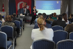 02.12.2021 Çorlu Smmm Odamizda E-Uygulamalar Ve Pratik Bilgiler Semineri İsmmmo Eğitim Müdürü Sayin Smmm İnci Şalci Sunumu İle Gerçekleşmiştir.