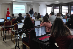 16.10.2021 Çorlu Belediyesi Eğitim Binasında Düzenlenen Excel Eğitimi Eğitmen Sn. Mehmet Gürten'in Sunumu İle Düzenlenmiştir.