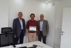 Büro Açılışında Bulunan Smmm Menderes Gökhan Tutaşer Ve Büro Adres Değişikliğinde Bulunan Smmm Savaş Erdoğan' A Yönetim Kurulumuz Büro Ziyareti Gerçekleştirmiştir.çalışma Hayatlarında Başarılar Dileriz.